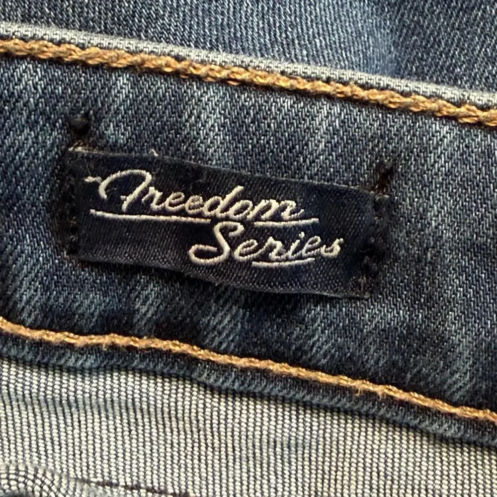 Buffalo Freedom Series Slim Ash Medium Wash Denim Straight Leg Jeans Men's Sz 40
